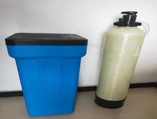金华市水处理老店全自动软化水设备冀彩神v8玻璃钢罐体